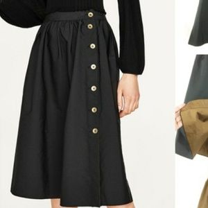 Zara Basic Reversable Button Skirt